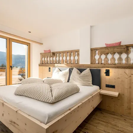 Forchnerhof Nature & Mountain View Apartment Terento